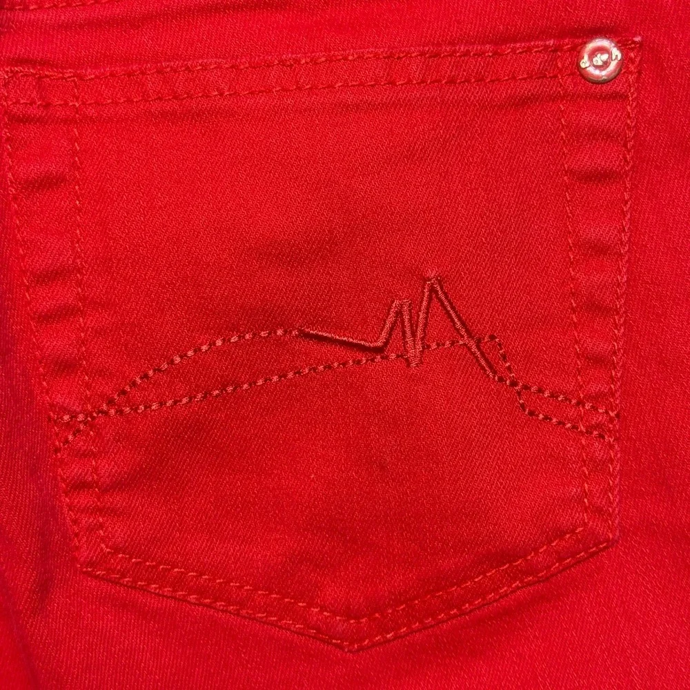 Dollhouse Red Capri Jeans Size 9 Mid Rise Cropped Denim Pants Casual - Picture 5 of 5